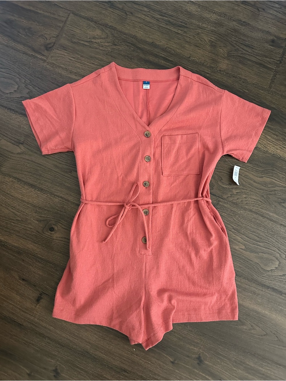NWT Old Navy Women’s Short Sleeve Coral Romper - Size Medium